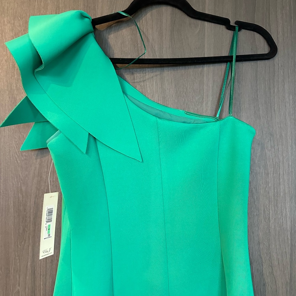 One Shoulder Midi - Picture 7 of 7